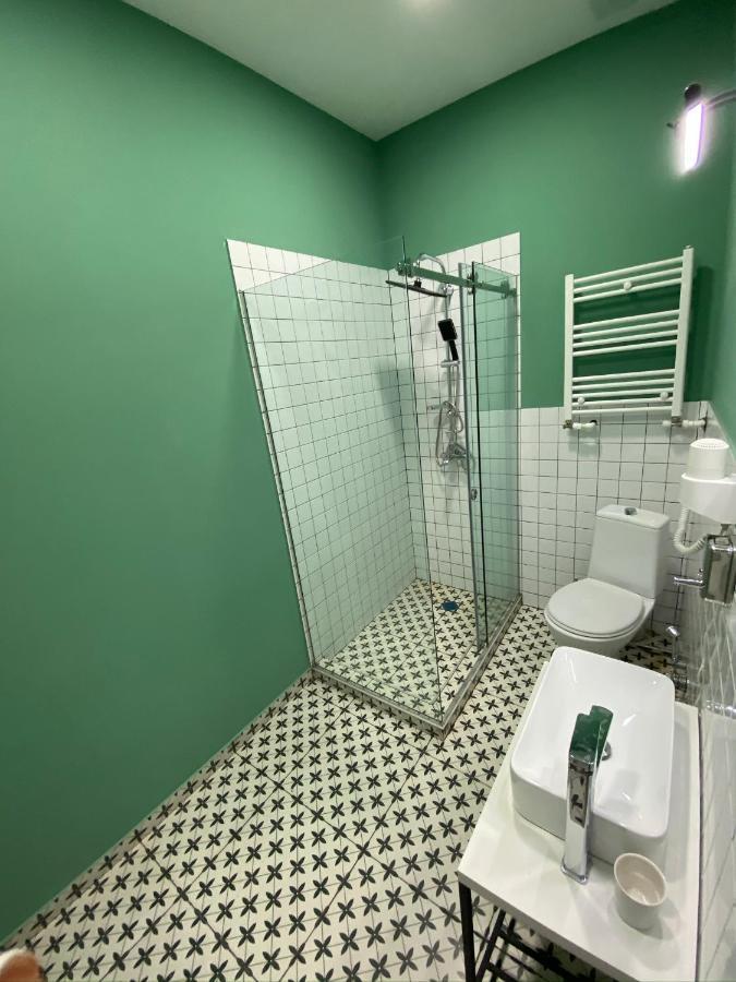Red Door Apartment Tbilisi Exterior photo